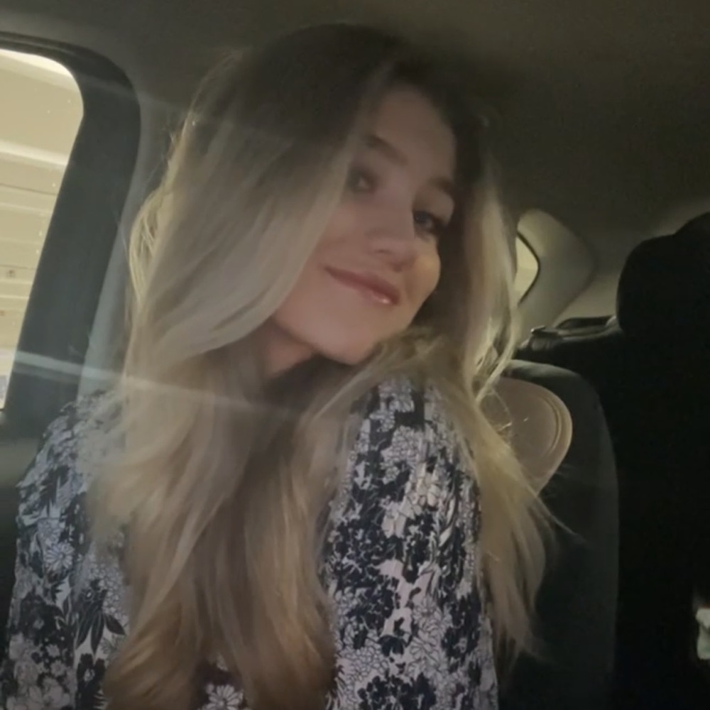 Meet your Posher, Cassina